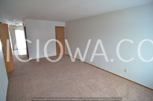 Building Photo - 2811 Cory Ct SW