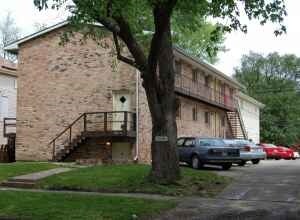 Primary Photo - 1004-1006 S College St