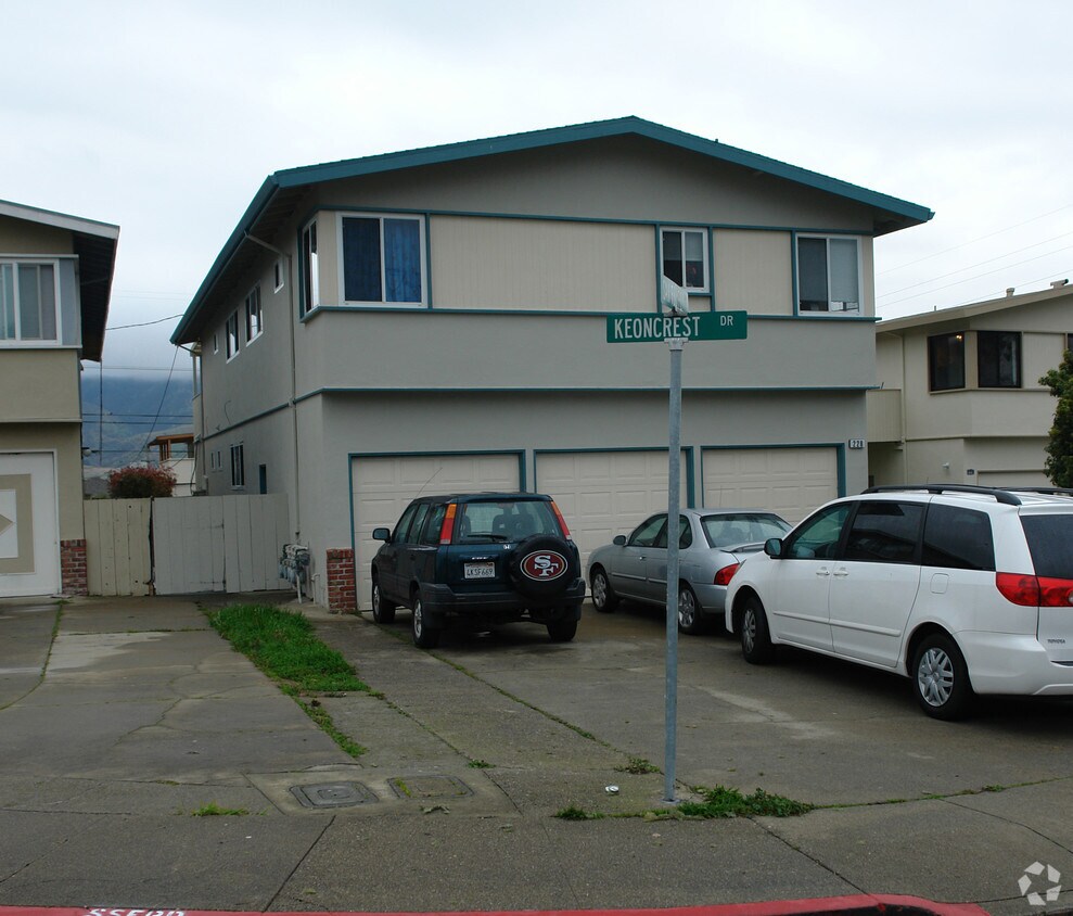 Building Photo - 228 San Felipe Ave