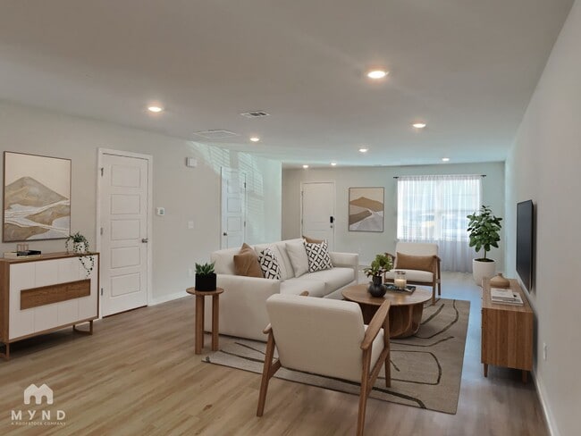 Building Photo - 45 Brown Thrasher Ct