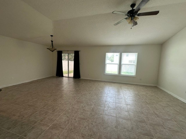 Building Photo - 500 Off First Month Spacious 4 Bedroom Middleburg Home