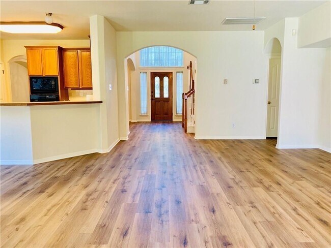 Foto del edificio - 12720 Twisted Briar Ln