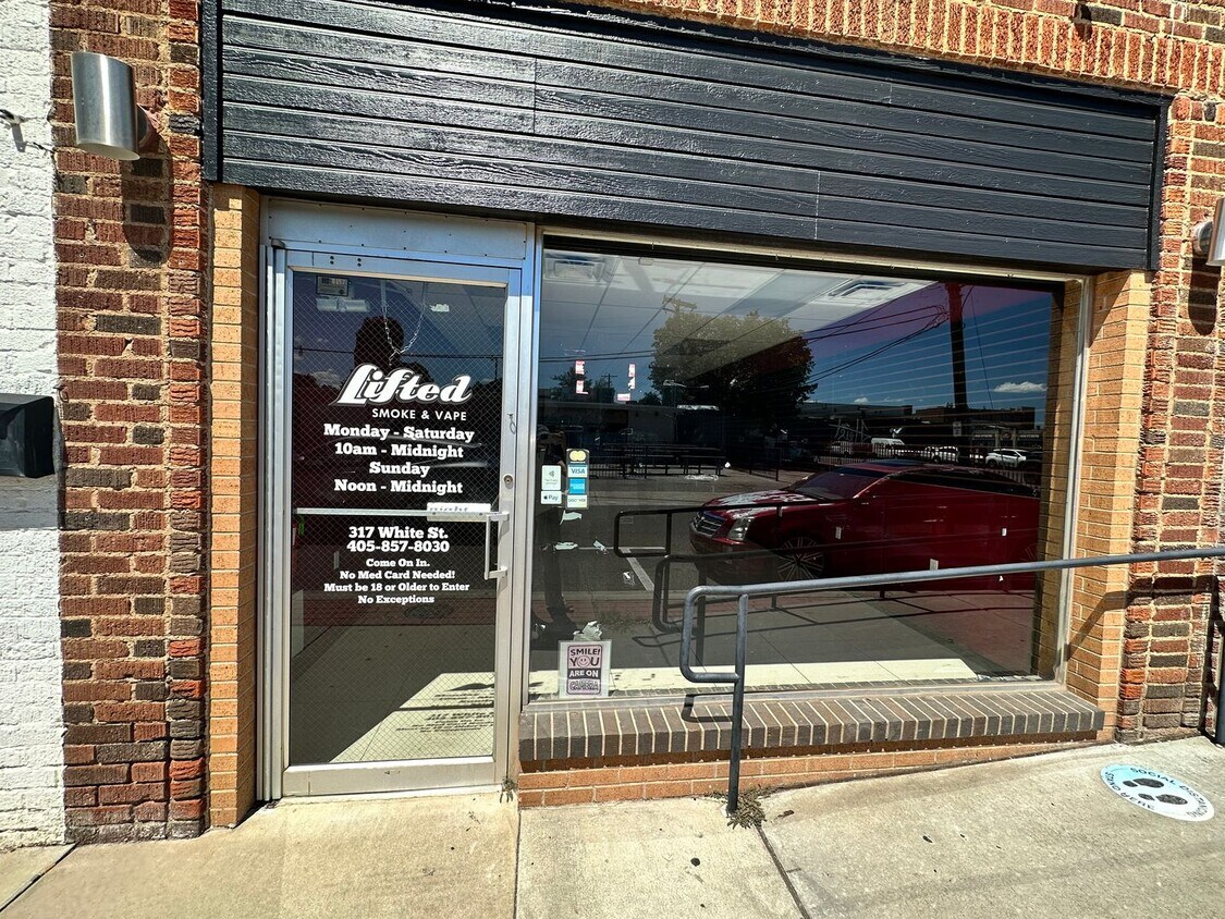 Primary Photo - For Lease: Retail Space Available on Campu...