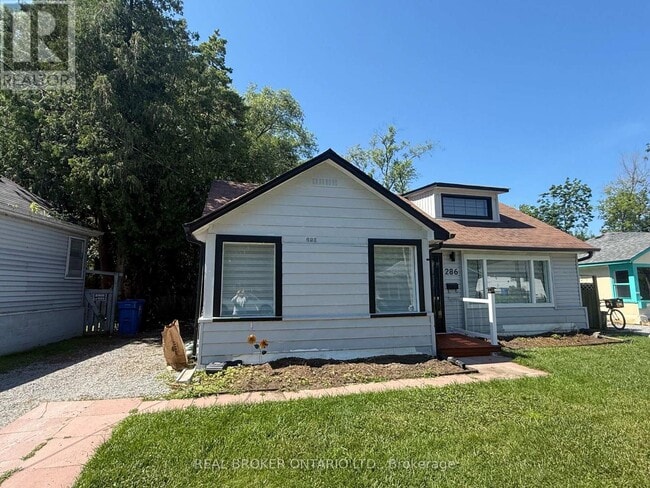 Building Photo - 286 Crestwood Dr