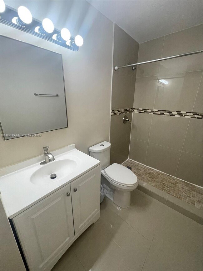 Building Photo - 7040 NW 173rd Dr