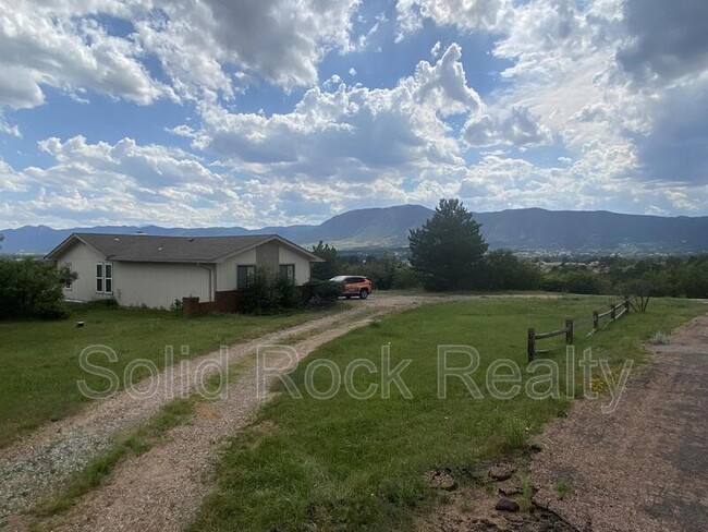 Building Photo - 18825 Spring Valley Rd