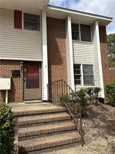 Building Photo - 571 Winding Creek Rd