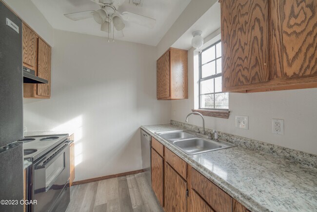 Foto del edificio - 915 St Louis Ave