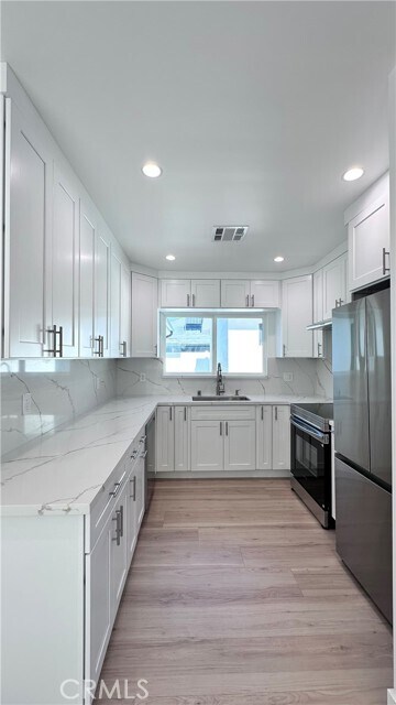 Foto del edificio - 2135 N Brighton St #102