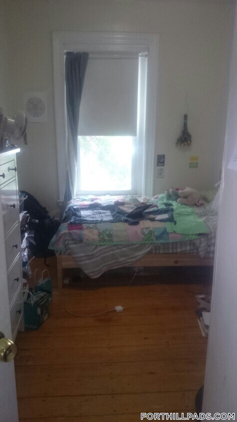 Foto principal - 227 Roxbury St