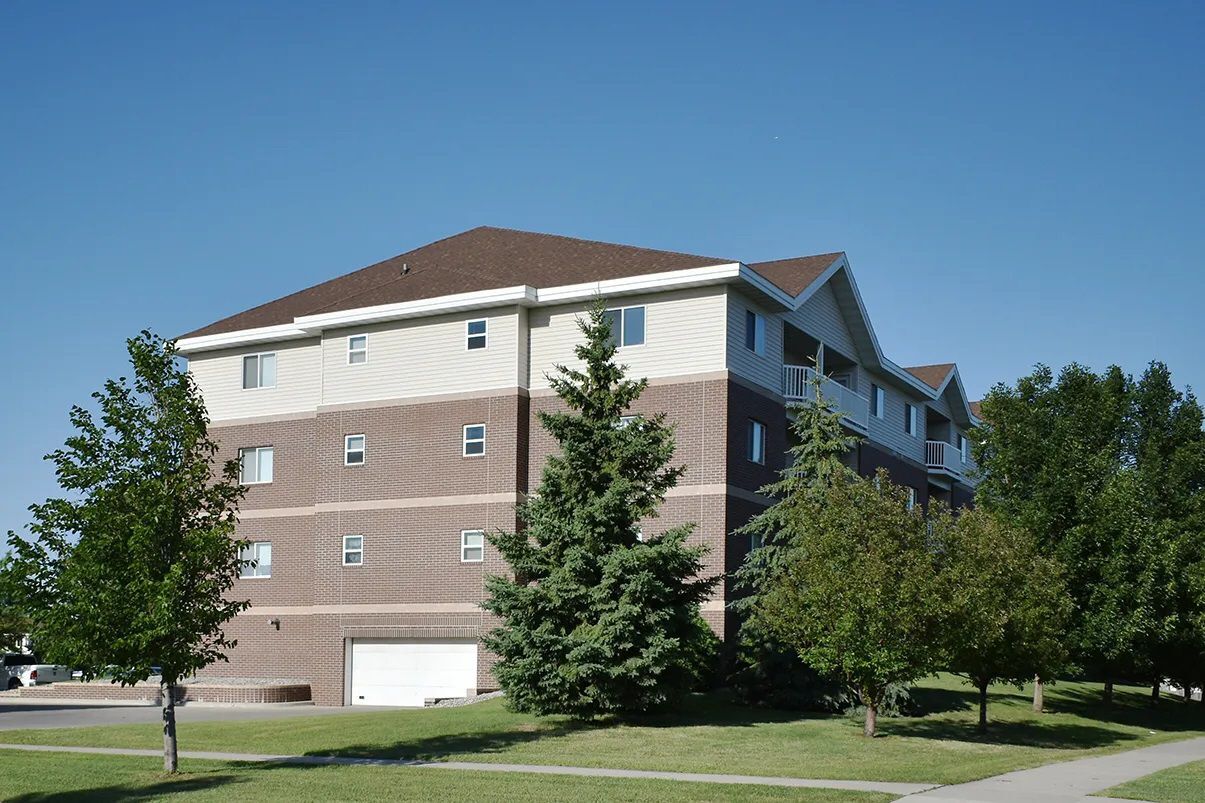 West Ridge Apartments 2750 S 38th St Grand Forks, ND