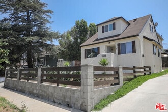 Building Photo - 4932 Lincoln Ave