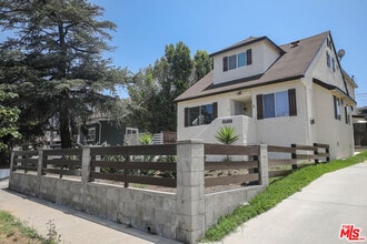 Building Photo - 4932 Lincoln Ave