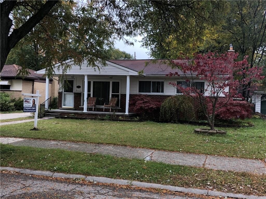 Primary Photo - 6936 Fairfield Ave