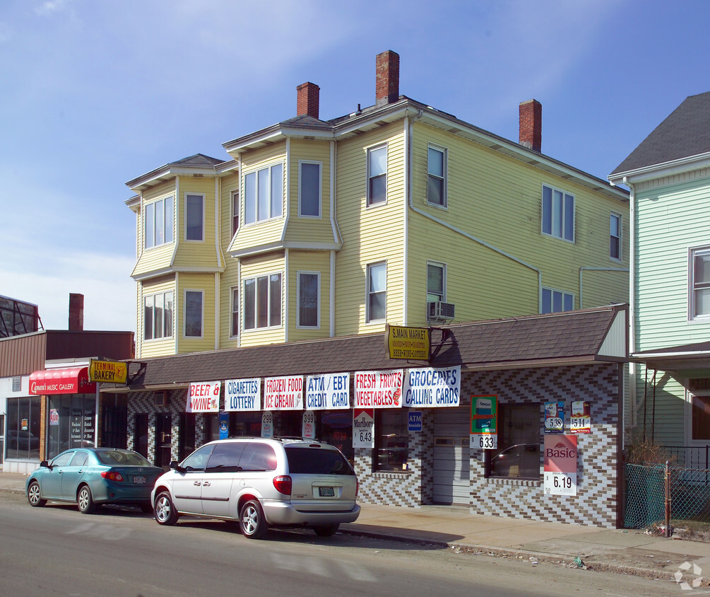 Building Photo - 543-547 S Main St