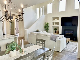 Building Photo - 16420 N Thompson Peak Pky