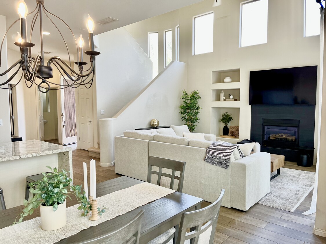 Foto principal - 16420 N Thompson Peak Pky
