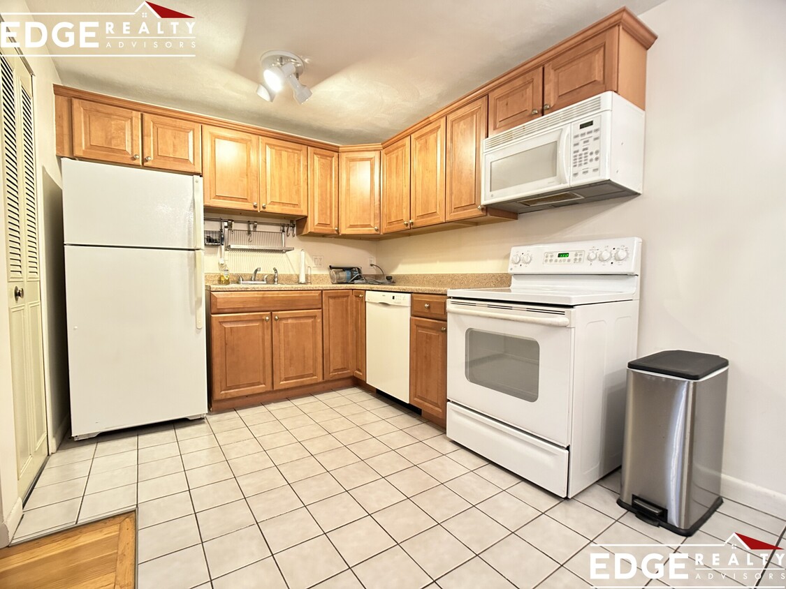 Photo - 39 Englewood Ave. Unit 21