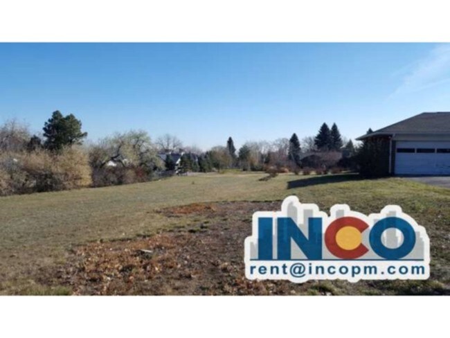 Foto del edificio - 4940 Lakeshore Dr