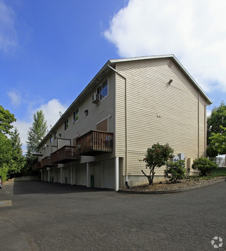 Building Photo - 3001-3029 S Troutdale Rd