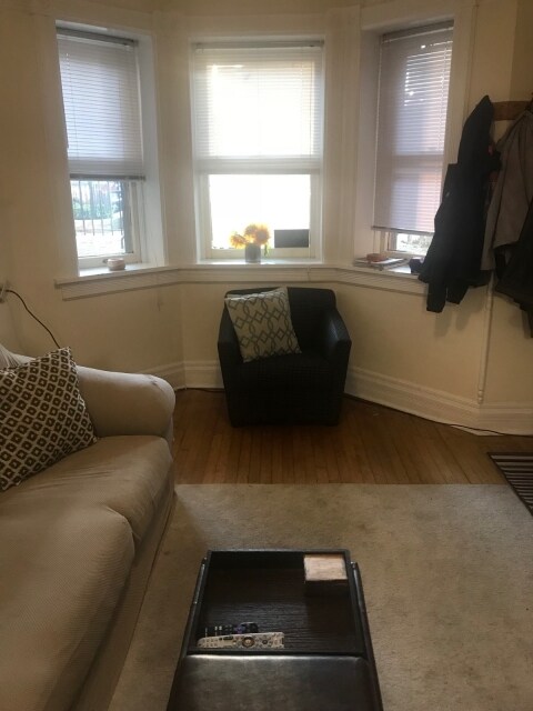 Primary Photo - 3145 N Clifton Ave