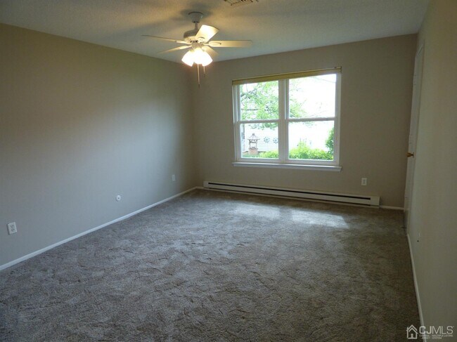 Building Photo - 117 Ironwood Plaza