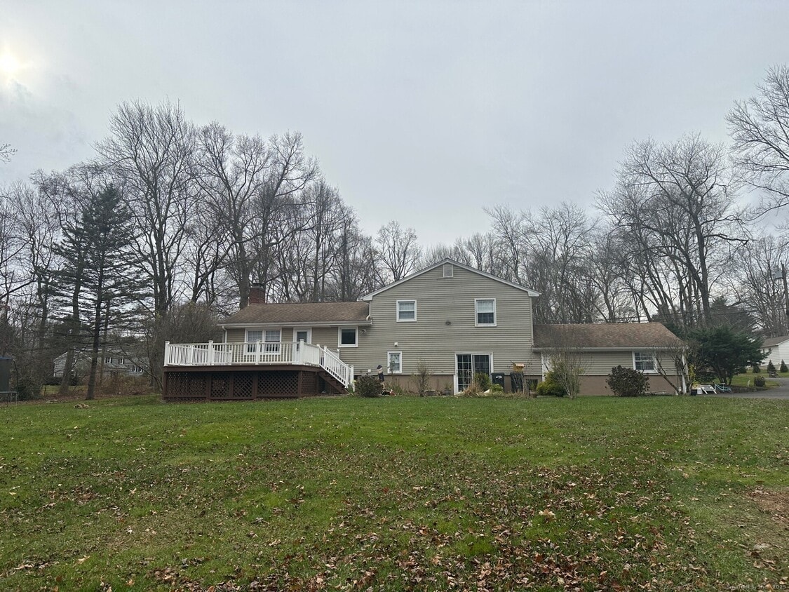 Foto del edificio - 65 Gate Ridge Rd