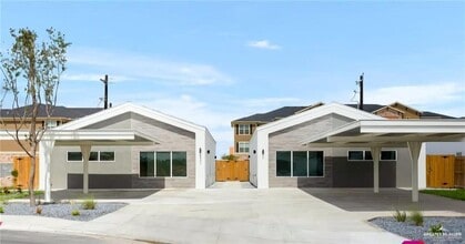 Building Photo - 10 East St