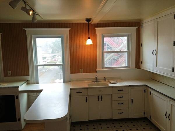 Building Photo - 26 Whiting Ave