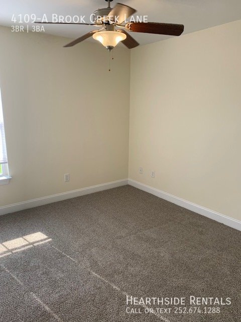 Building Photo - "Spacious & Modern 3-Bedroom Duplex with 2...