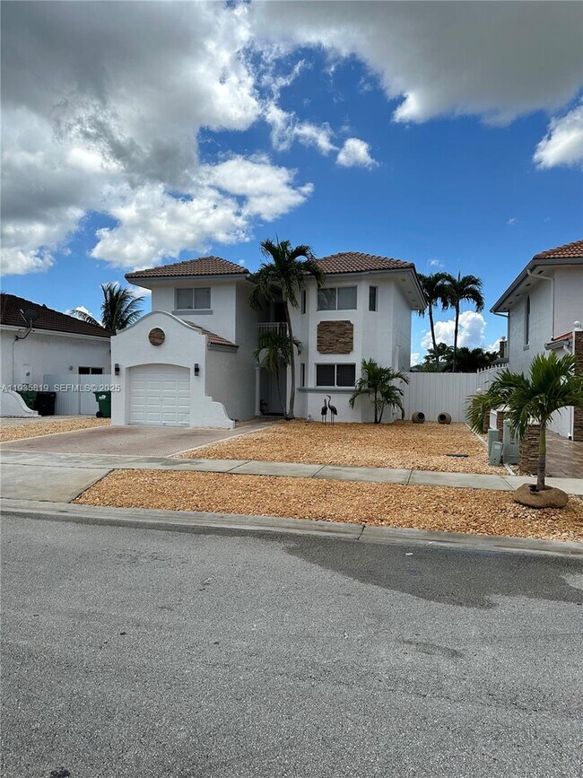 Foto del edificio - 16620 SW 141st Ct