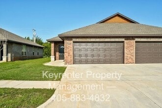 Building Photo - 1746 Eighty-Niner Ter