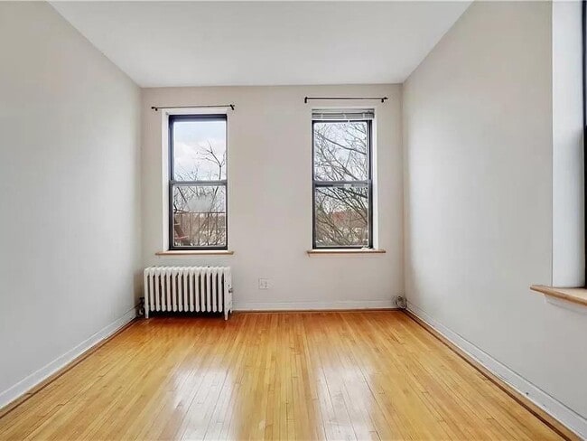 Foto del edificio - 460 Ovington Ave