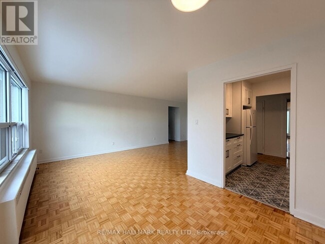 Building Photo - 28 Upper Canada Dr