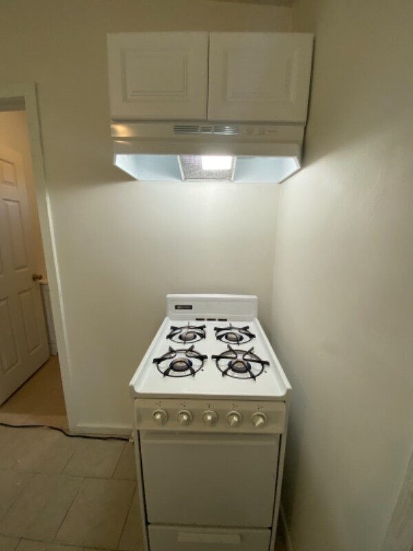 22418 Elaine Ave, Hawaiian Gardens, CA 90716 House Rental in Hawaiian Gardens, CA