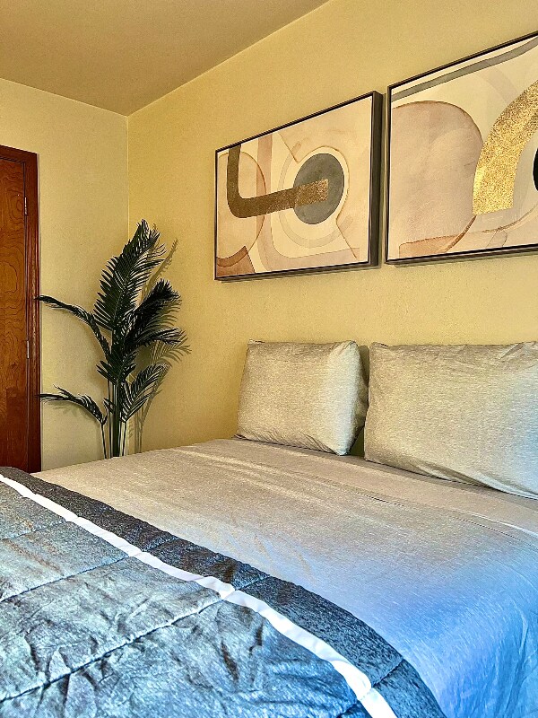 Foto del edificio - 2774 Luscombe Dr