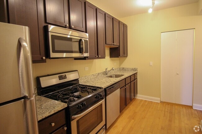 Building Photo - 4056 N Harding Ave