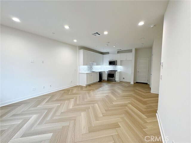 Building Photo - 4076 E Peony Paseo