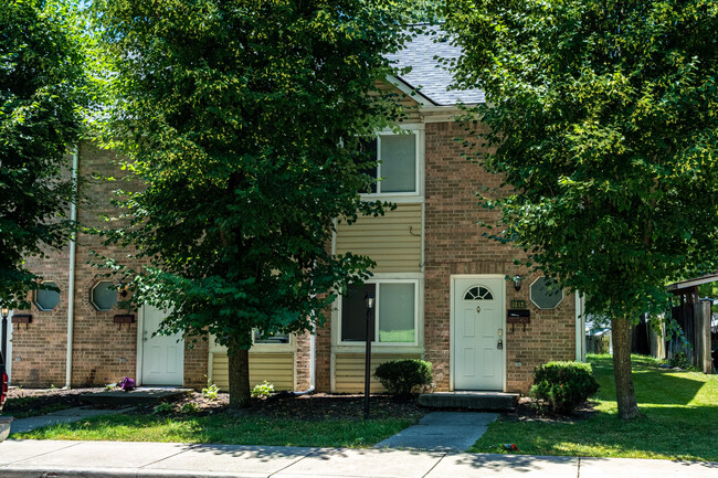 Building Photo - 1352 S Talbott St