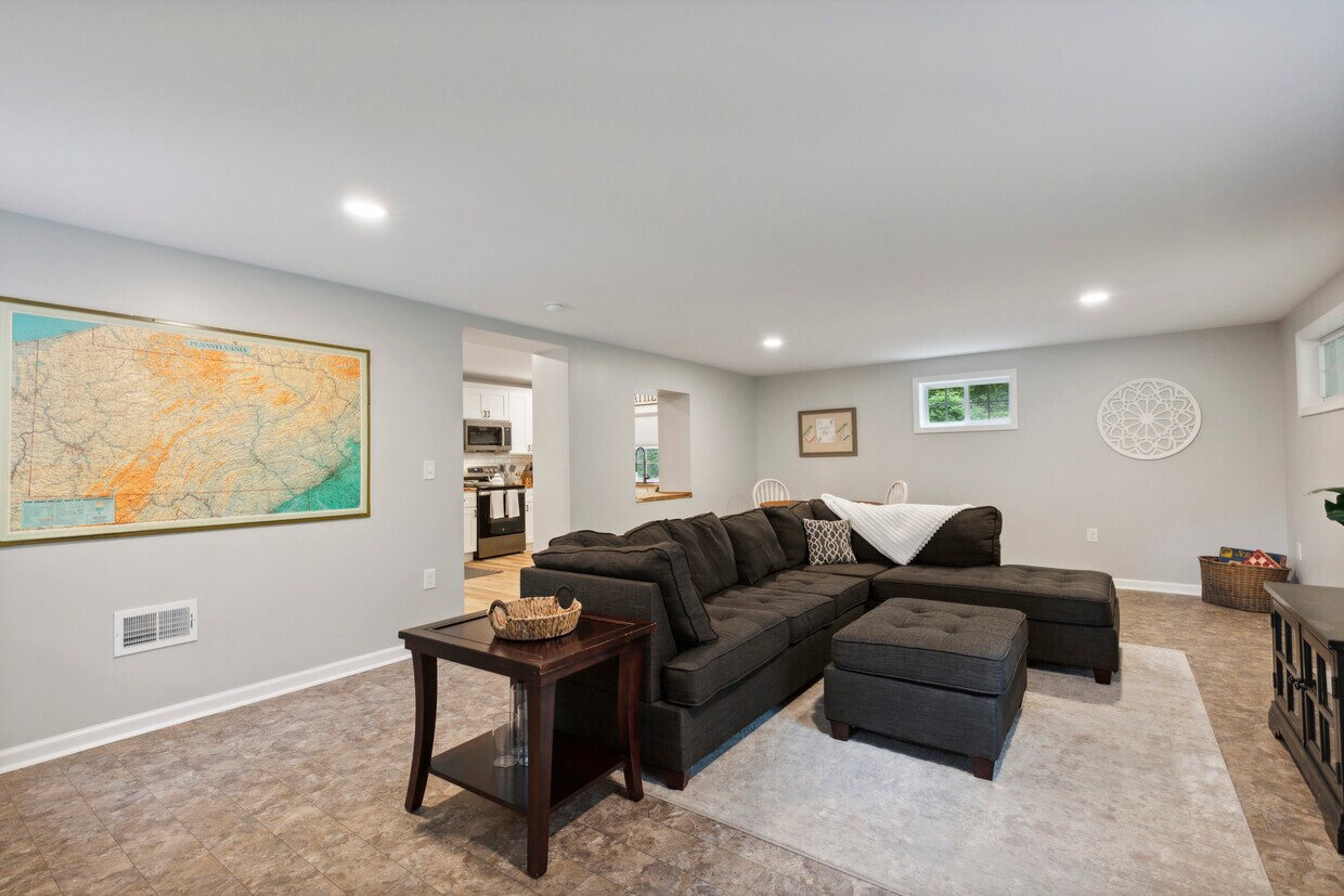 Foto principal - 352 Levengood Rd