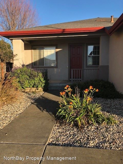 Building Photo - 3 br, 2 bath House - 2037 Banjo Dr
