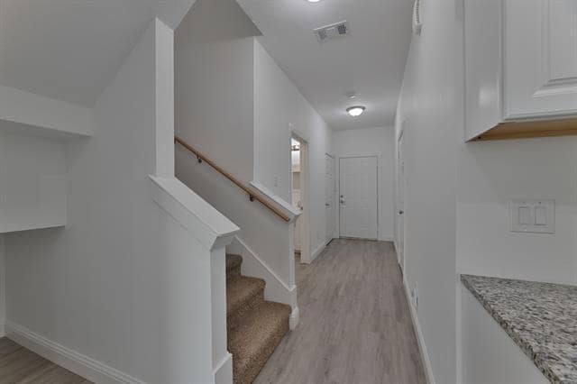 Foto del edificio - 840-842 Ryan Rd