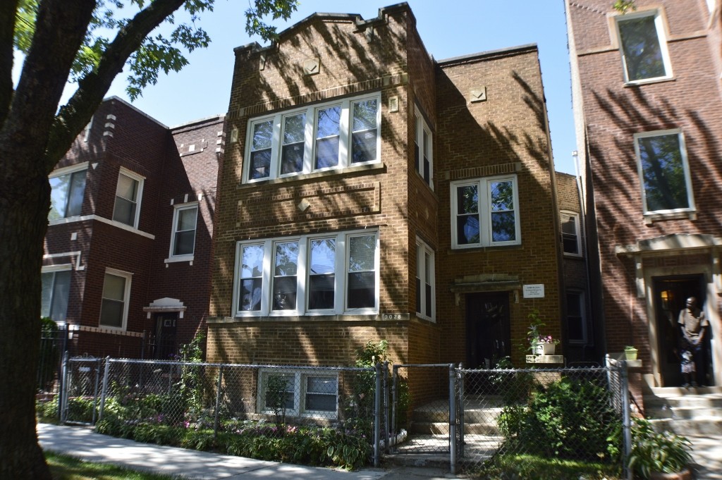 Primary Photo - 3028 W Gunnison St