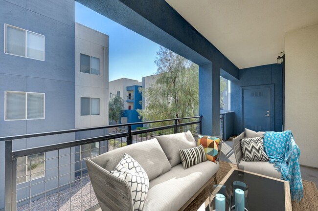 Building Photo - Joshua Hills