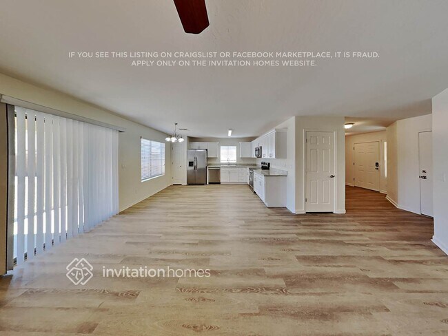 Foto del edificio - 43424 W Cowpath Rd