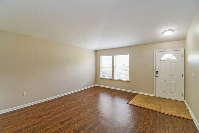 Building Photo - 11543 Bonnie Lakes Ct