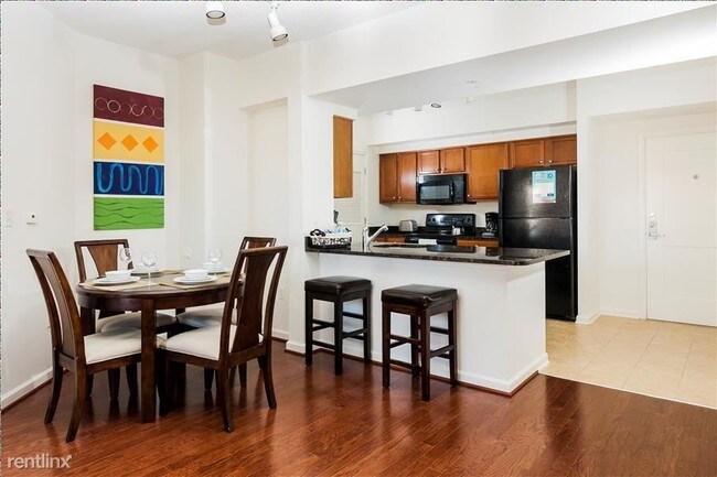 Foto del edificio - 2 br, 2 bath - 425 6th Ave