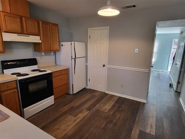 Foto del edificio - 3727 SW 28th Terrace
