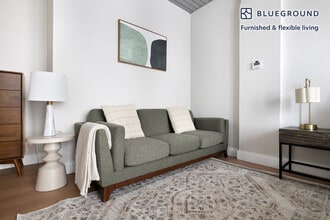 Building Photo - 44 Bromfield St