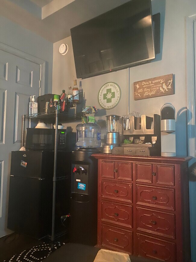 Kitchenette - 1100 Anacostia Rd SE
